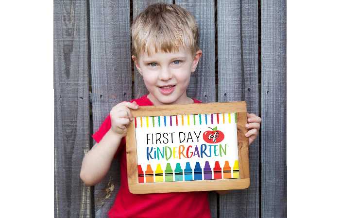 First Day Preschool Sign Printable _ Back To School Signs