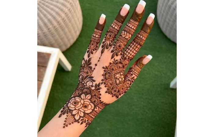 Back Hand Mehndi Design Net Style (17)