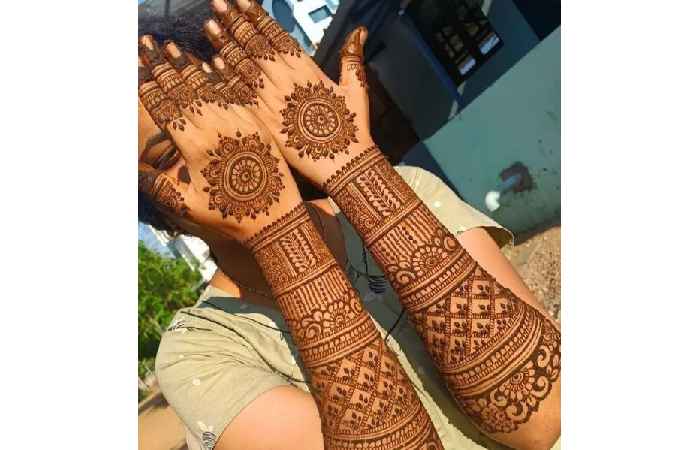 Back Hand Mehndi Design Net Style (6)