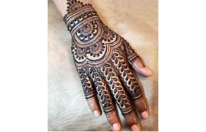 Bridal Mehndi Design Simple Back Hand (10)