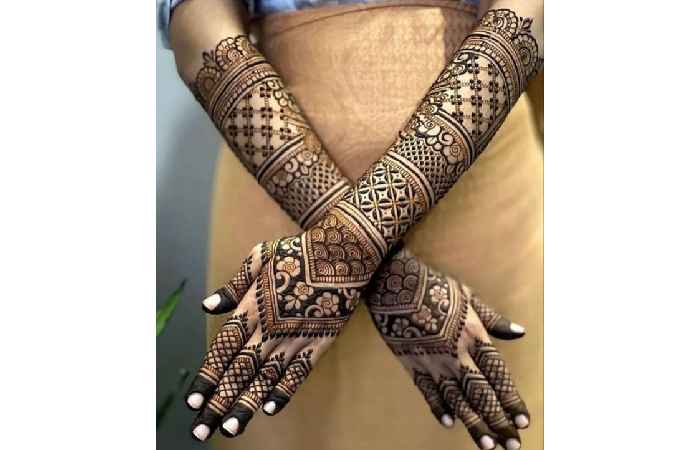 Bridal Mehndi Design Simple Back Hand (3)