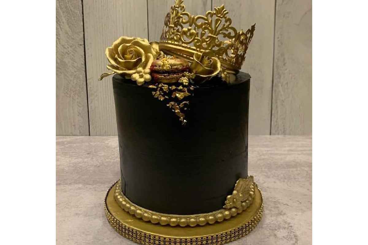 Simple Black And Gold Birthday Cake