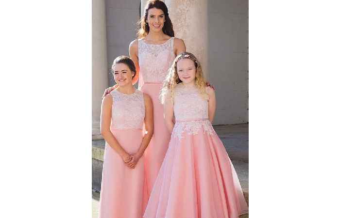 Indian Mother-Daughter Dresses For Birthday - Matching dresses for mother and daughter is a wonderful way to bond for special birthday (1)