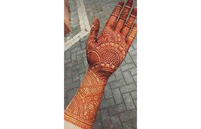 Mehndi Designs Front Hand Simple Photos (6)